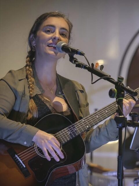 Tous les jeudis soir, avec @musicliveabarnabe, nous sélectionnons pour vous une soirée concert où différents artistes viennent se produire dans notre établissement…!!!! 🥰😍

Sur ces belles photos prises par @sophie_dupuy_photographie , le groupe @moonsolmusic24 !!!

Pensez à réserver dès maintenant votre soirée de jeudi prochain !!! 🎶❤️