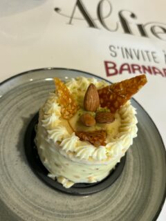 🥰 Tous les après midi (sauf le lundi), nous vous accueillons pour un goûter gourmand, réconfortant et fait maison !!!
À tout à l’heure ☺️😋