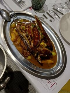 Il y a de la NOUVEAUTÉ chez Alfred pour les amateurs de Canard !!! 🥰
Nous vous proposons « Demoiselle de Canard » pour deux, un véritable délice… 
À tout à l’heure 😋🦆